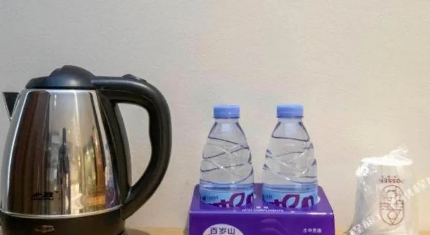 City Comfort Inn Yulin Youth Square 1st People's Hospital