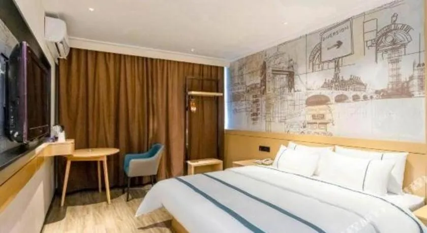 Bed in City Comfort Inn Yulin Youth Square 1st People's Hospital