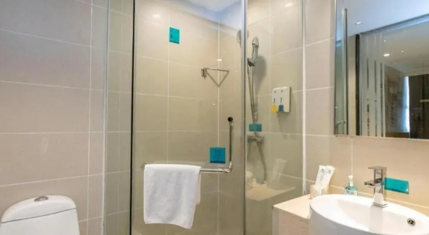 City Comfort Inn Yulin Youth Square 1st People's Hospital