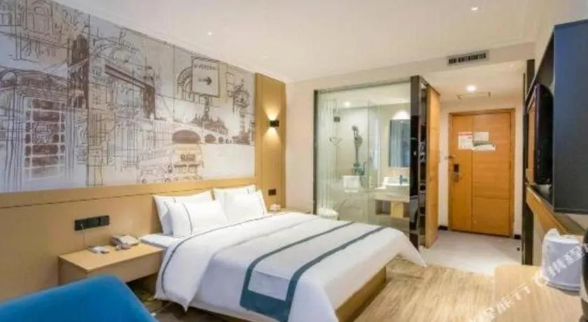 Bed in City Comfort Inn Yulin Youth Square 1st People's Hospital