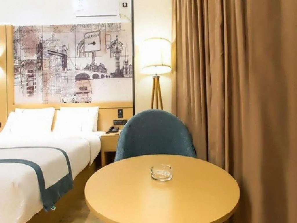 Bed in City Comfort Inn Nanning Guangxi University for Nationalities