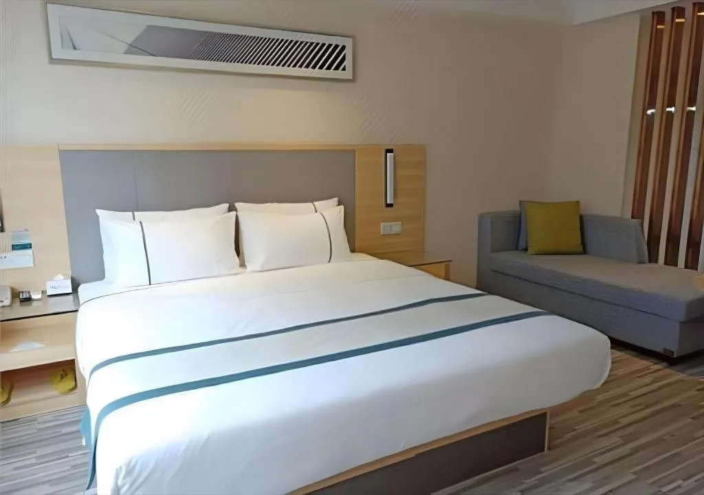 Bed in City Comfort Inn Nanchong Nanbu County Government