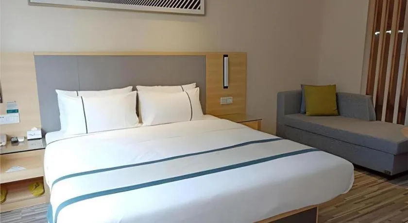 Bed in City Comfort Inn Nanchong Nanbu County Government