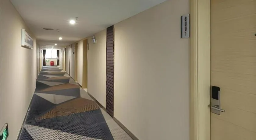 City Comfort Inn Wuhan Dream Times Baotong Temple Metro Station