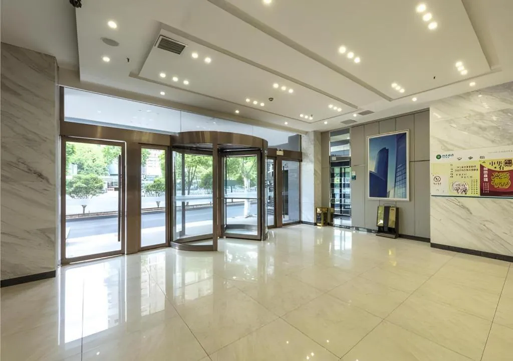 City Comfort Inn Wuhan Dream Times Baotong Temple Metro Station