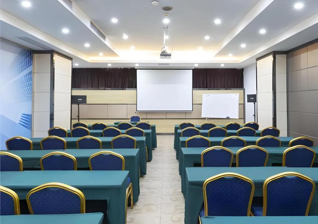 City Comfort Inn Wuhan Dream Times Baotong Temple Metro Station