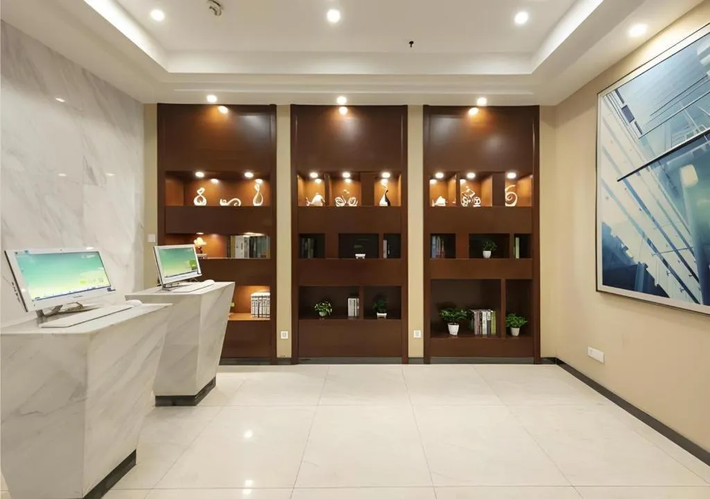 City Comfort Inn Wuhan Dream Times Baotong Temple Metro Station