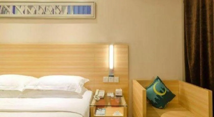 Bed in City Comfort Inn Suizhou Lieshan Avenue