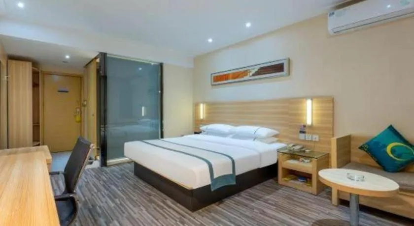 Bed in City Comfort Inn Suizhou Lieshan Avenue