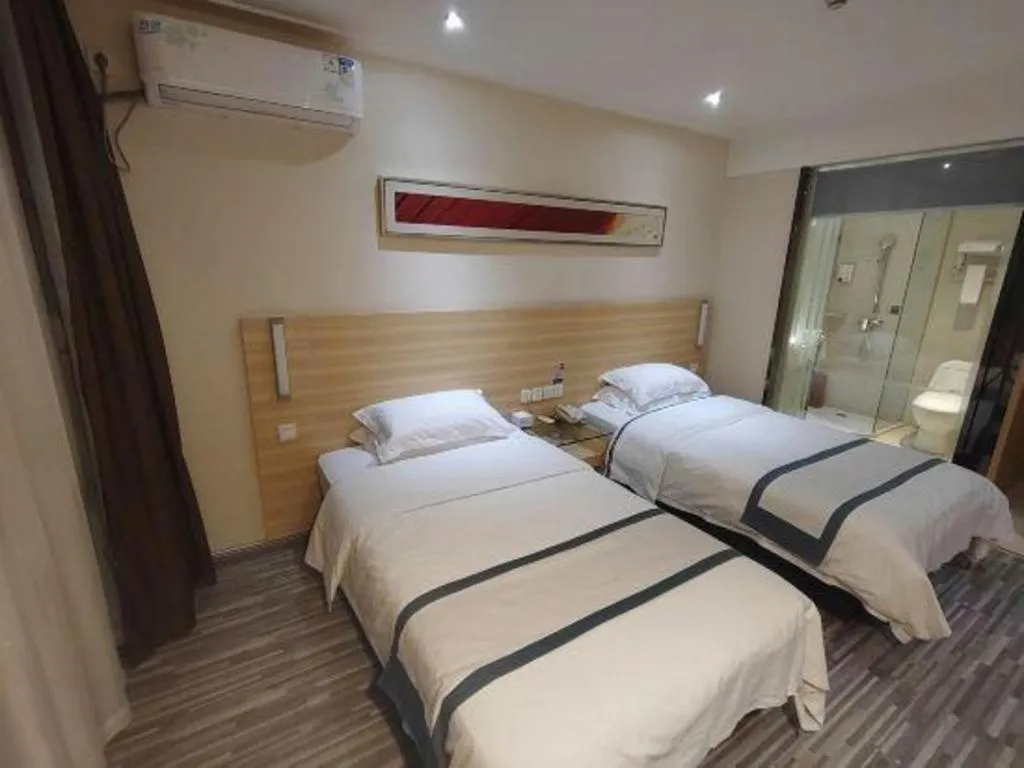 Bed in City Comfort Inn Suizhou Lieshan Avenue