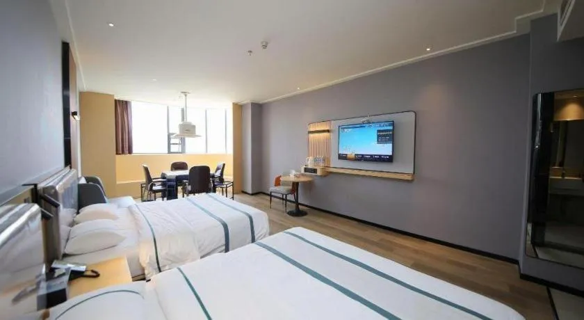 Bed in City Comfort Inn Huangshi Yangxin Mingyuewan Park