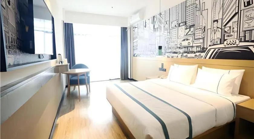 Bed in City Comfort Inn Liuzhou Gubu Street Ma'anshan Park
