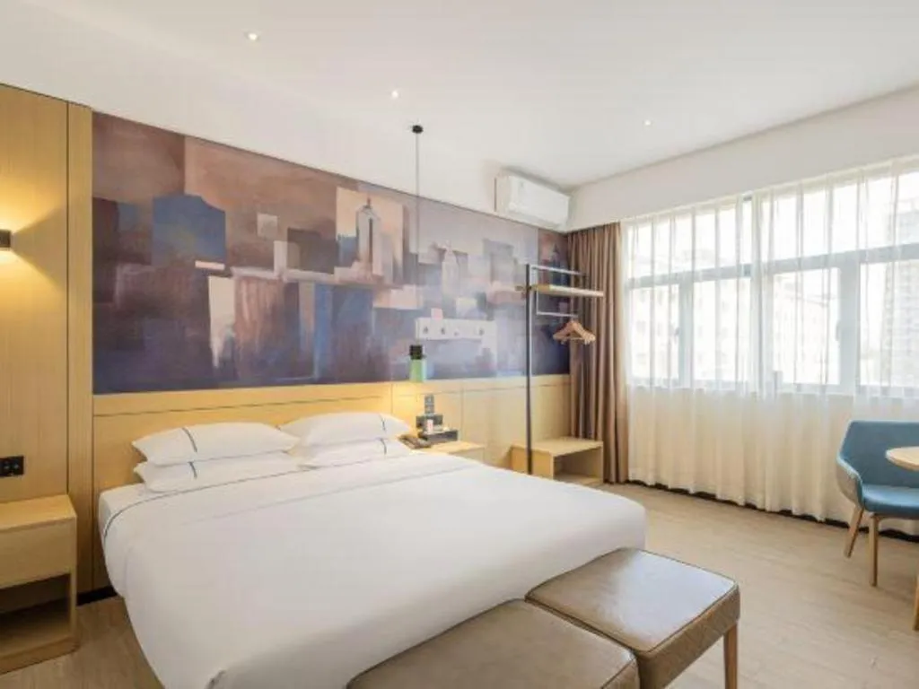 Bed in City Comfort Inn Liuzhou Gubu Street Ma'anshan Park