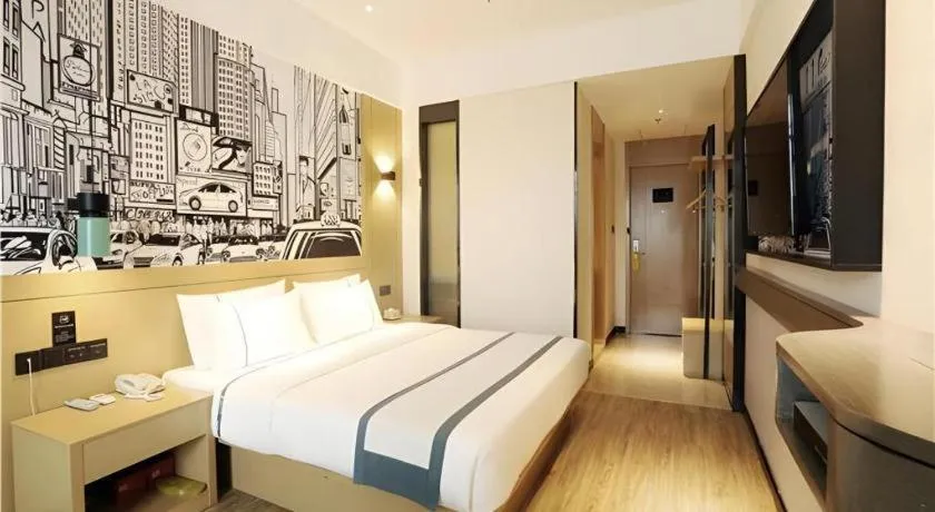 Bed in City Comfort Inn Liuzhou Gubu Street Ma'anshan Park