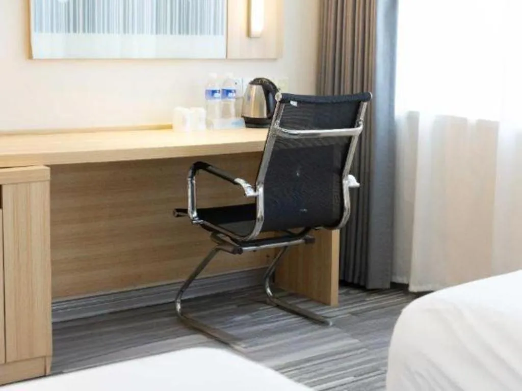 Bed in City Comfort Inn Hefei Binhu Wanda Plaza