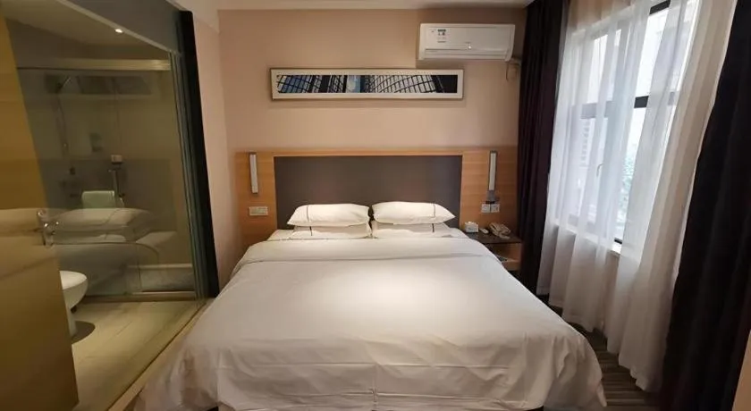 Bed in City Comfort Inn Hefei Binhu Wanda Plaza