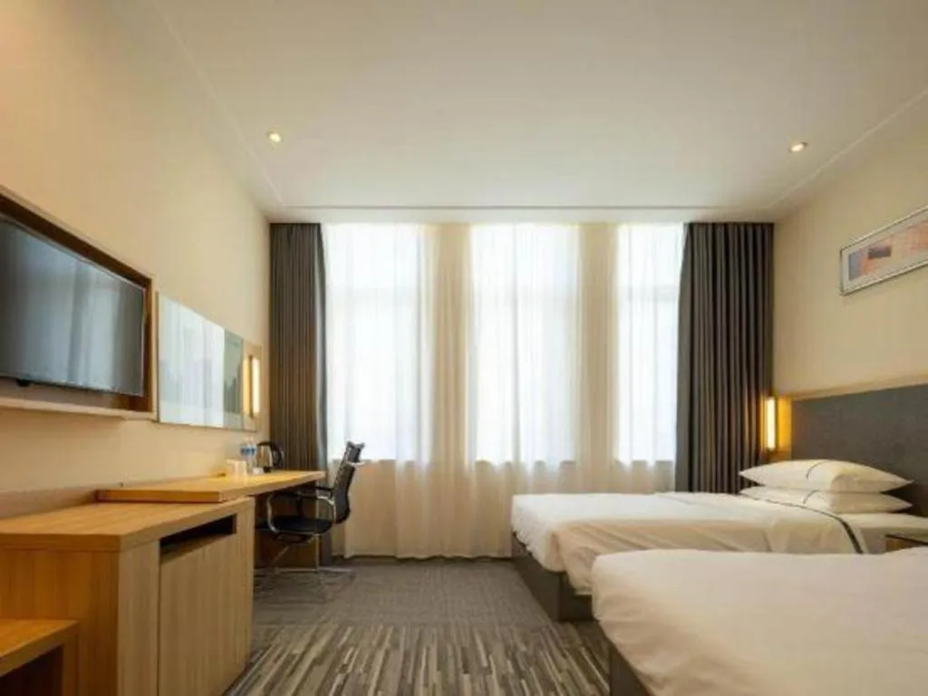 Bed in City Comfort Inn Hefei Binhu Wanda Plaza