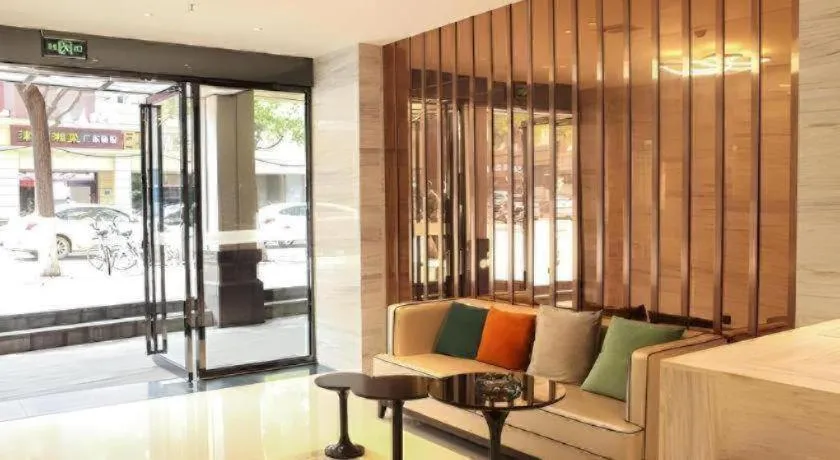 Bed in City Comfort Inn Changsha Yuelu Mountain Orange Island Head