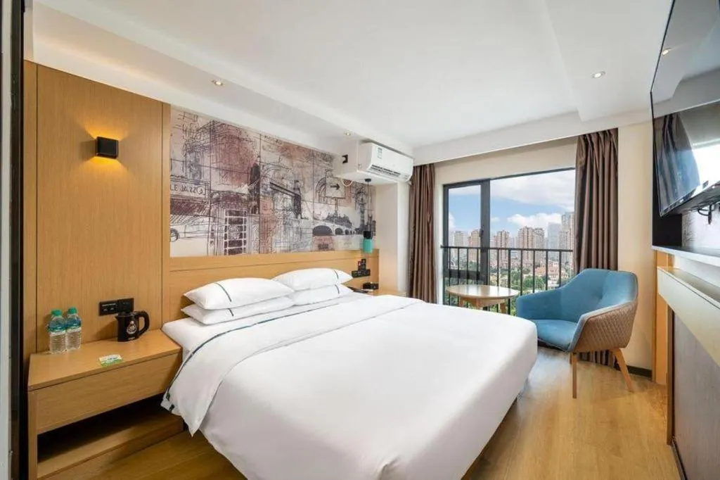 Bed in City Comfort Inn Wuhan International Expo Center Yongwang