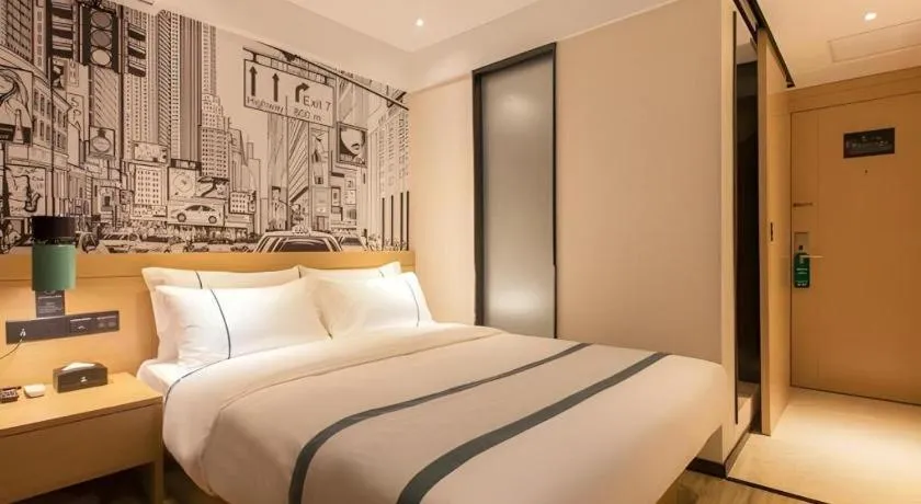 Bed in City Comfort Inn Wuhan International Expo Center Yongwang