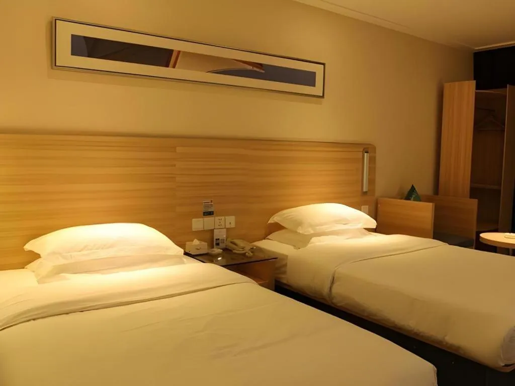 Bed in City Comfort Inn Baise Jingxi Chengdong Road