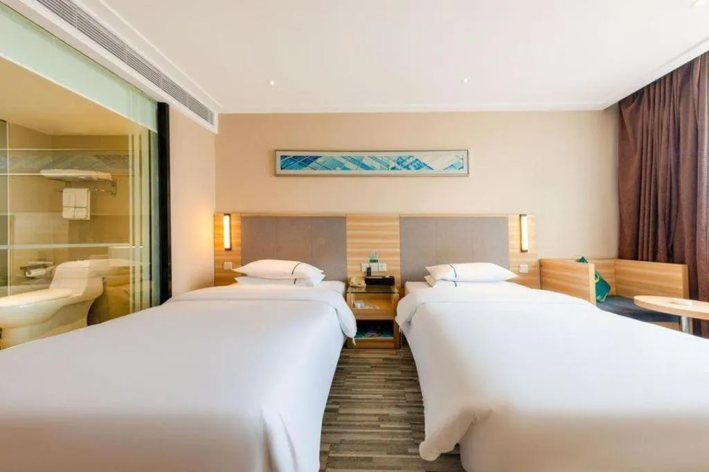 Bed in City Comfort Inn Zhanjiang South Zhenchuan Avenue