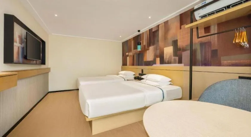 Bed in City Comfort Inn Nanning Xiangsi Lake Gaoxin Avenue