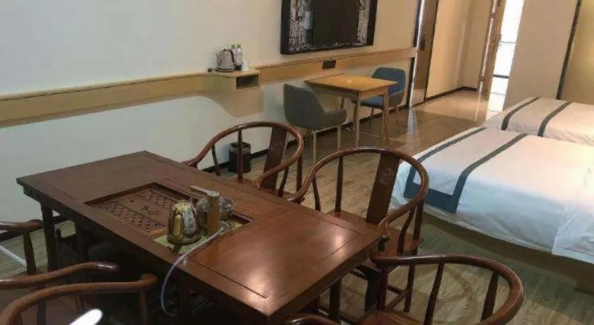 Bed in City Comfort Inn Maoming Xinyi Donghuicheng