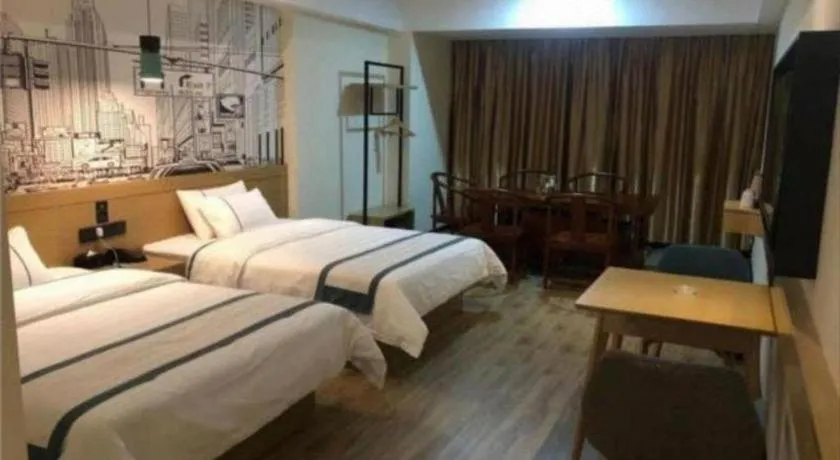 Bed in City Comfort Inn Maoming Xinyi Donghuicheng