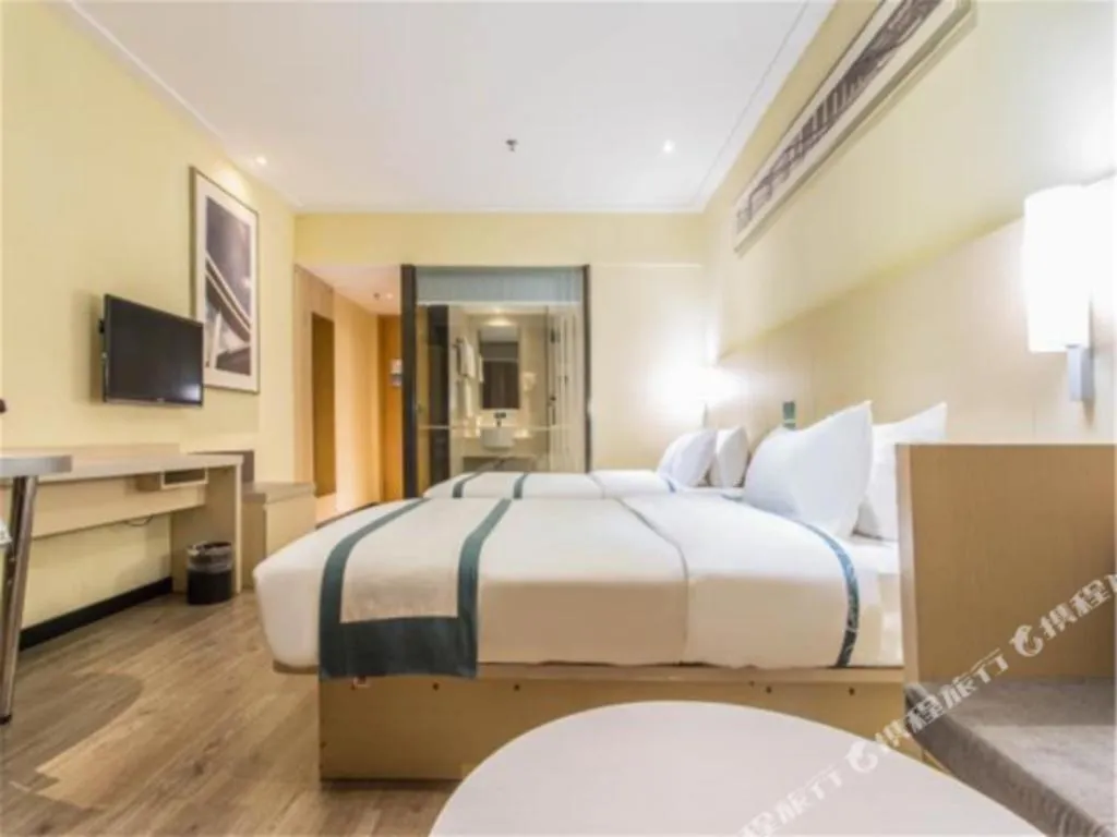 Bed in City Comfort Inn Nanning Jianzheng Road Food Street