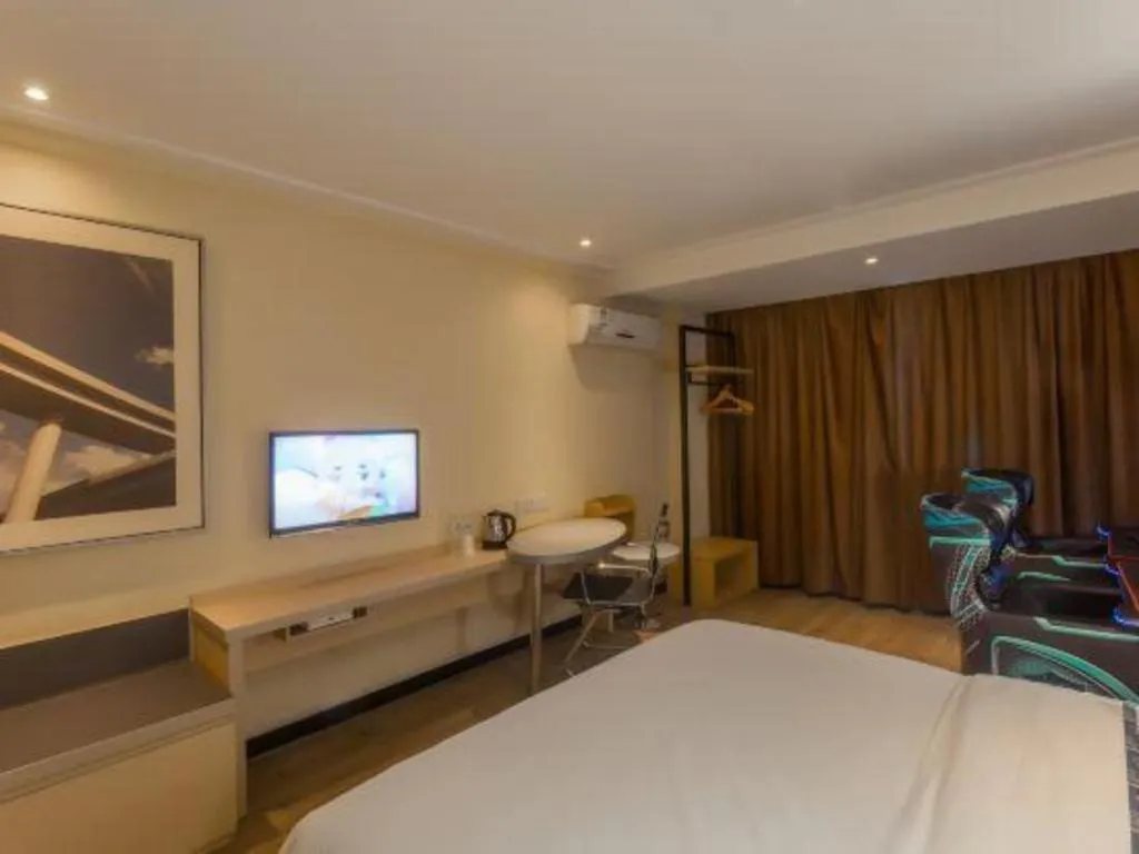 Bed in City Comfort Inn Nanning Jianzheng Road Food Street