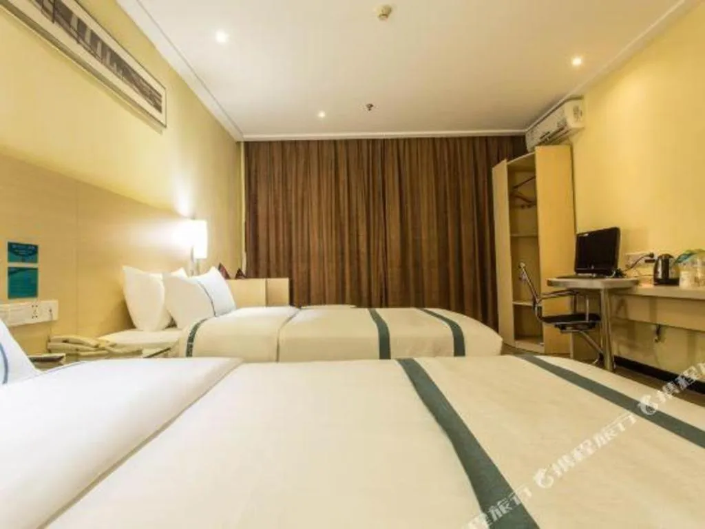 Bed in City Comfort Inn Nanning Jianzheng Road Food Street