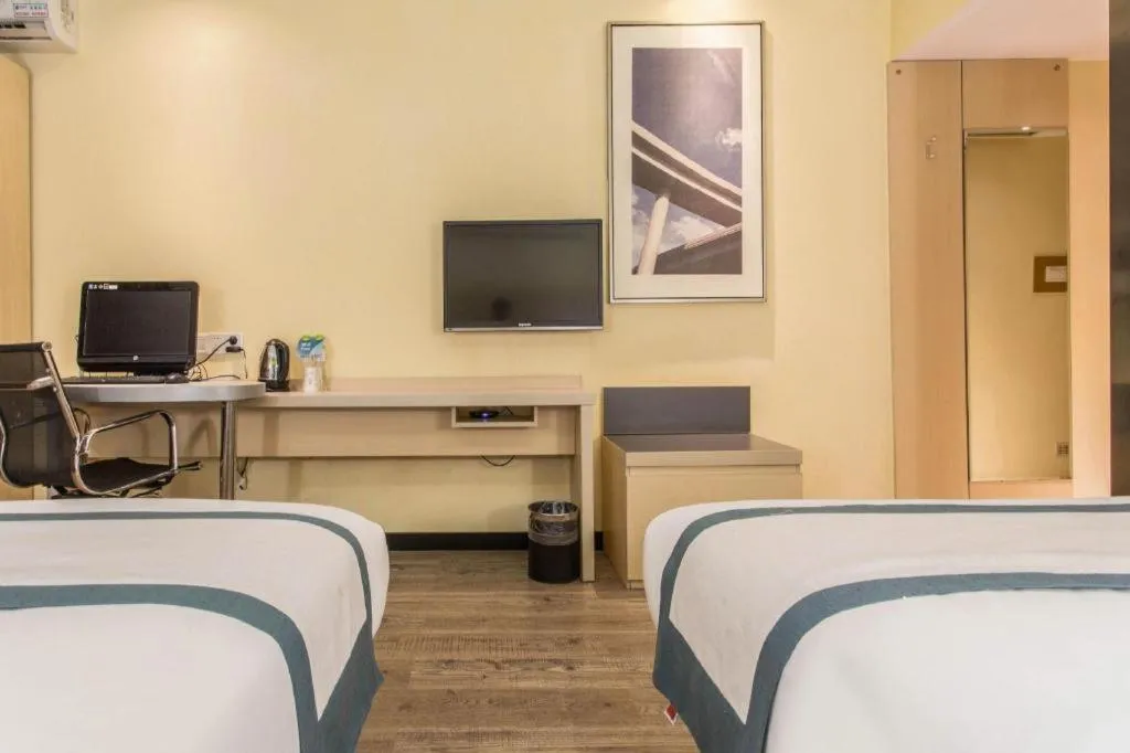 Bed in City Comfort Inn Nanning Jianzheng Road Food Street