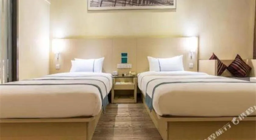 Bed in City Comfort Inn Nanning Jianzheng Road Food Street