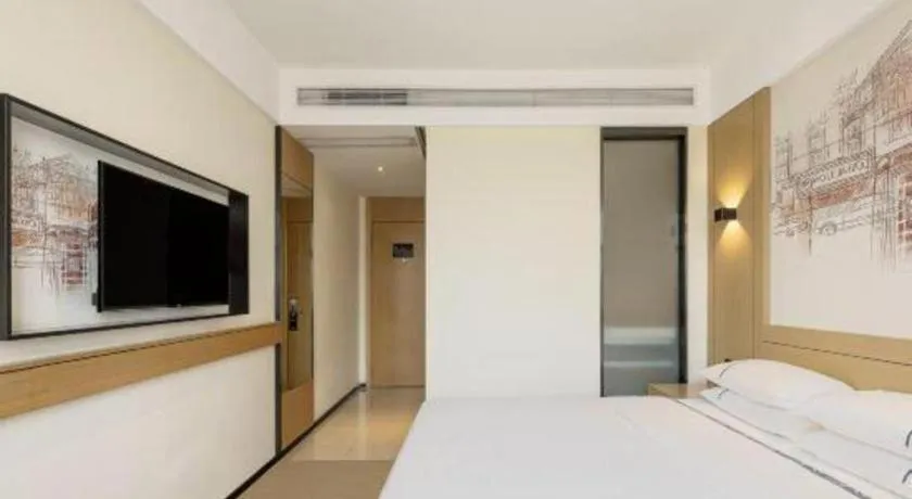 Bed in City Comfort Inn Nanning Jianzheng Road Food Street