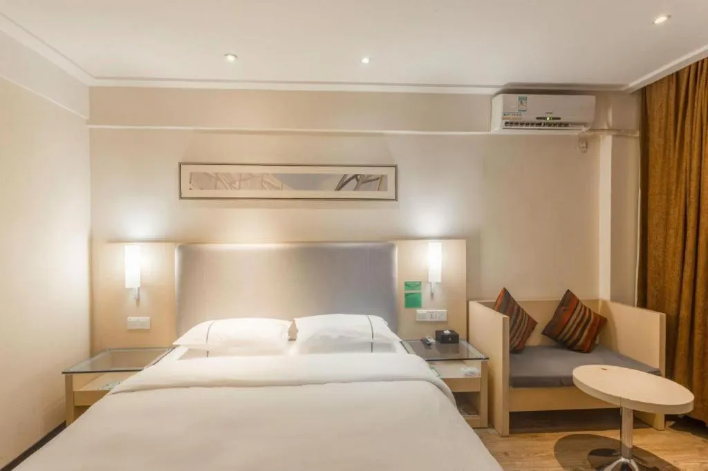 Bed in City Comfort Inn Nanning Jianzheng Road Food Street