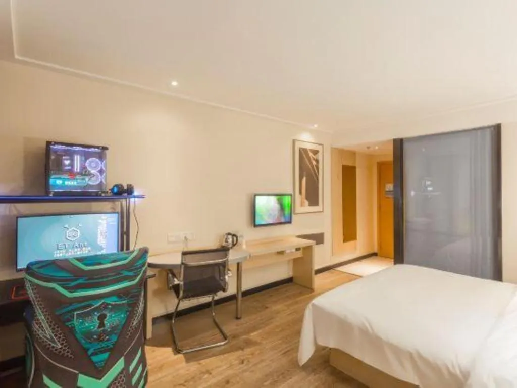 Bed in City Comfort Inn Nanning Jianzheng Road Food Street