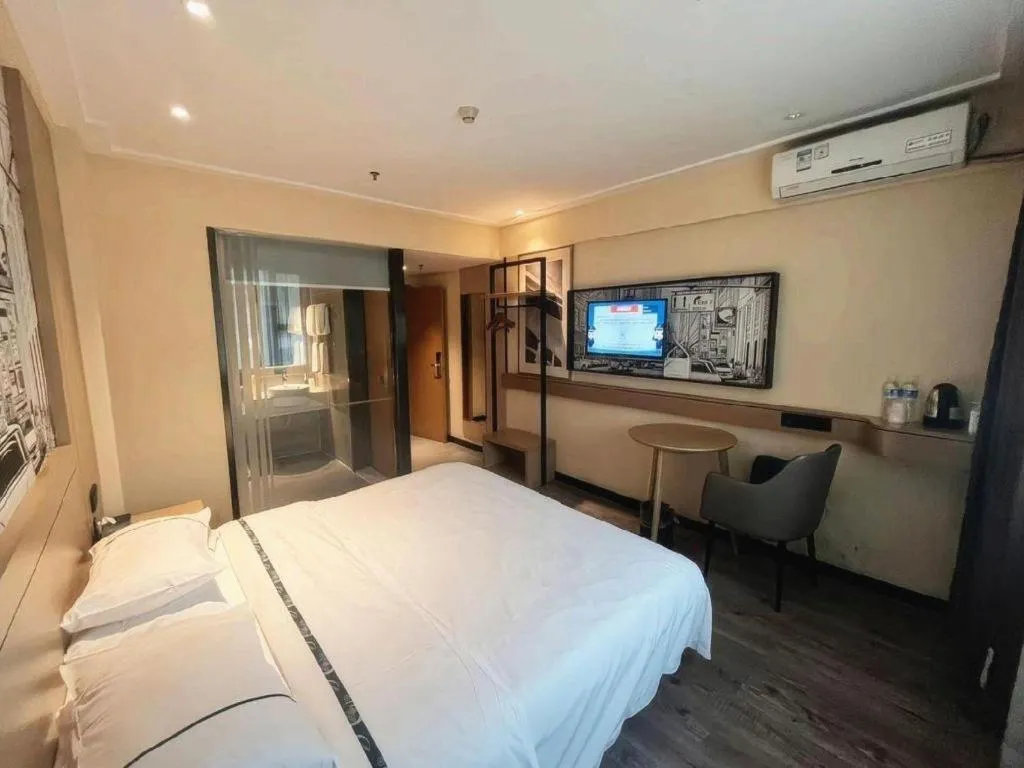 Bed in City Comfort Inn Nanning Jianzheng Road Food Street