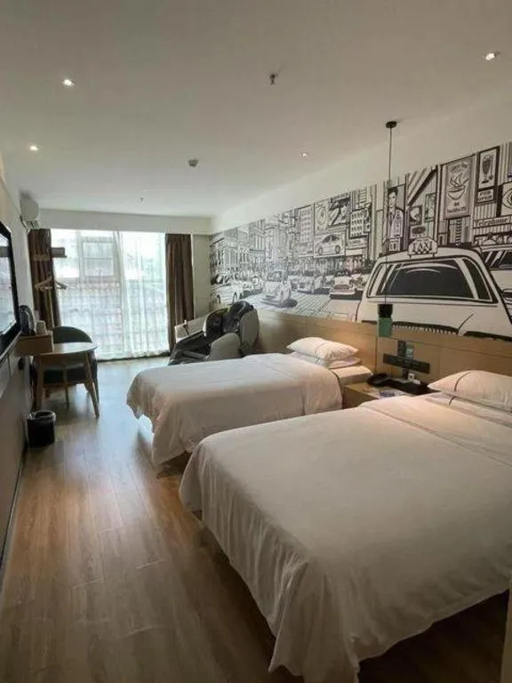 Bed in City Comfort Inn Zhongshan Banfu