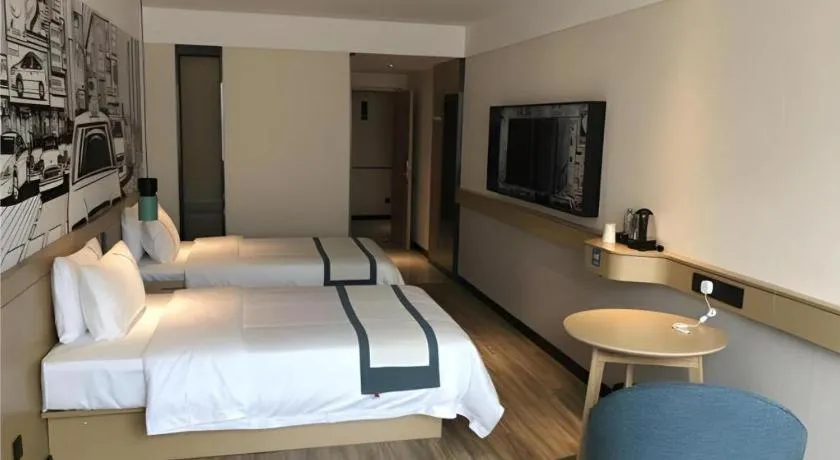Bed in City Comfort Inn Zhongshan Banfu