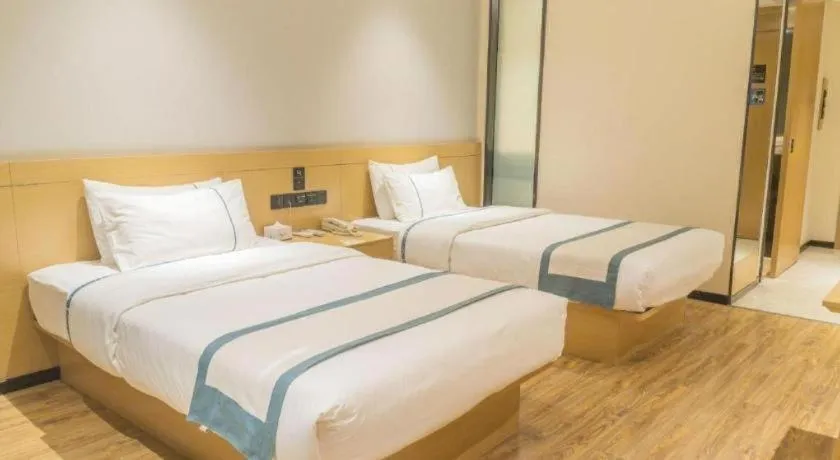 Bed in City Comfort Inn Wuzhou Teng County Bus Station