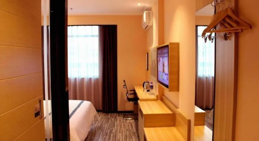 Bed in City Comfort Inn Heyuan Longchuan Bus Station