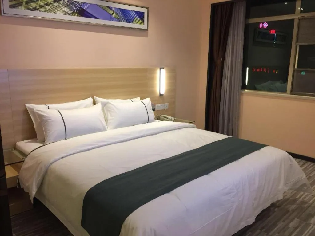 Bed in City Comfort Inn Heyuan Longchuan Bus Station