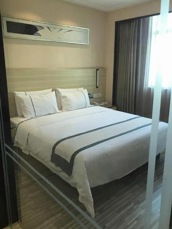 Bed in City Comfort Inn Heyuan Longchuan Bus Station