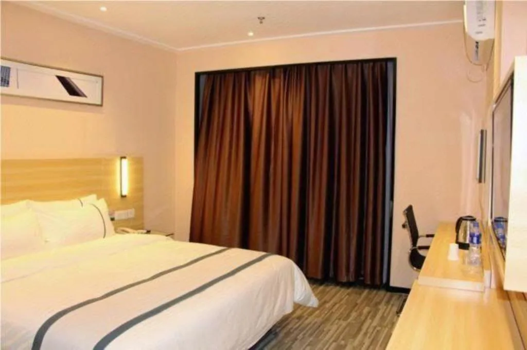 Bed in City Comfort Inn Heyuan Longchuan Bus Station