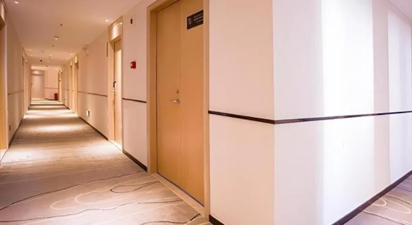 City Comfort Inn Dongfang Donghai Road Gymnasium Municipal Government