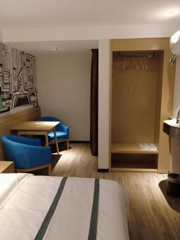 Bed in City Comfort Inn Ezhou Hengda