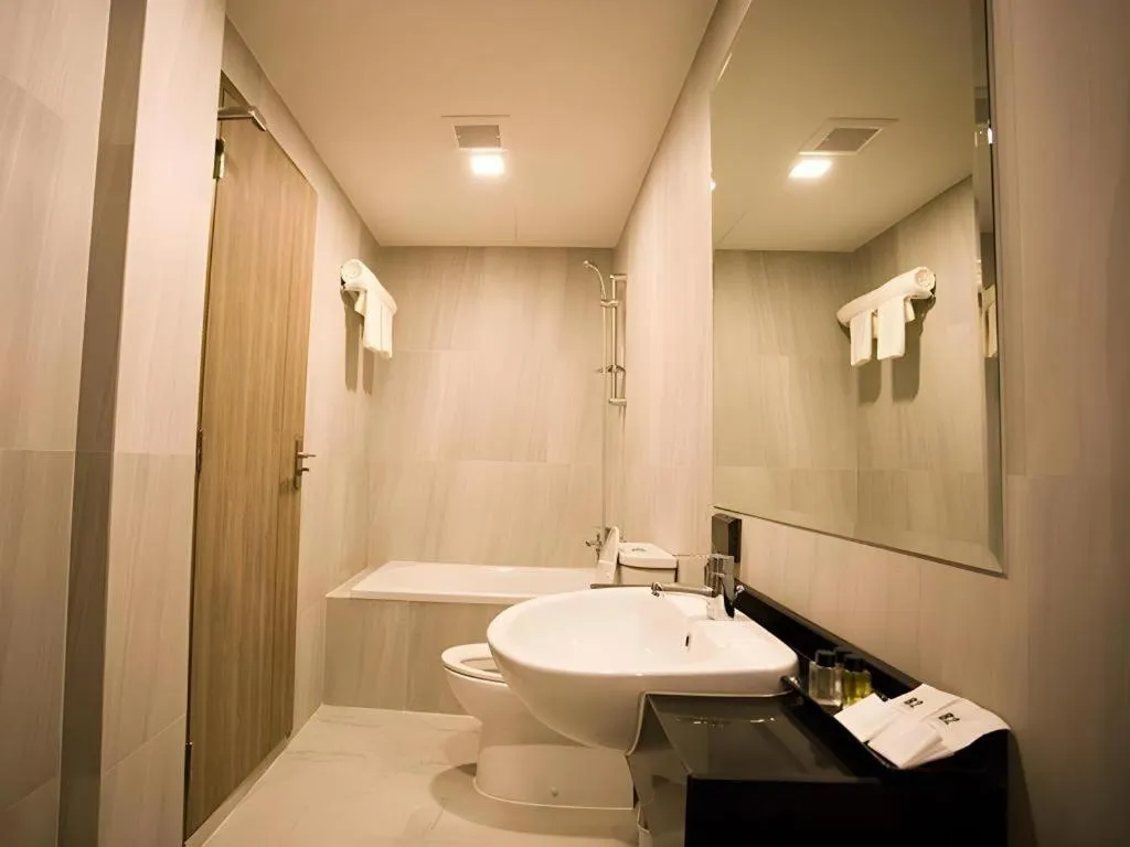 B2 Amata Nakorn Premier Hotel