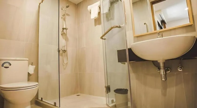 B2 Amata Nakorn Premier Hotel