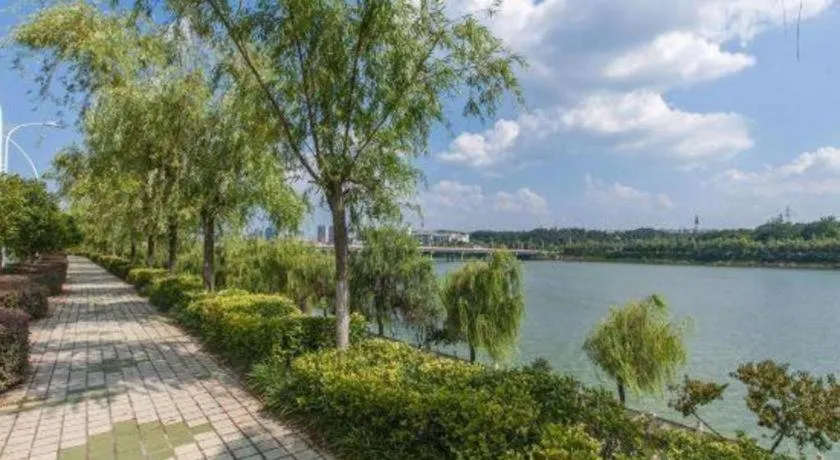 Lavande Hotels· Suizhou Wenfeng